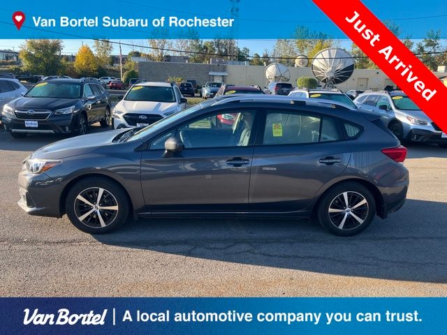 2023 Subaru Impreza Premium photo 2