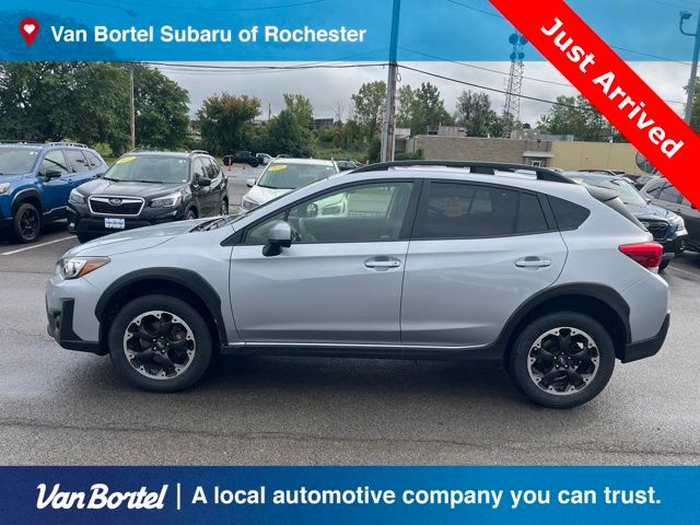 2023 Subaru Crosstrek Premium photo 2