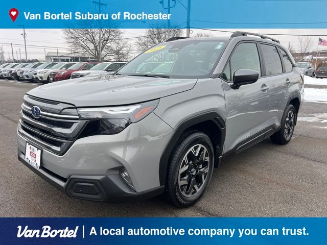 2025 Subaru Forester Premium's photo