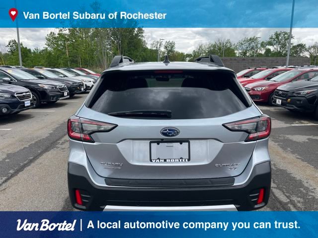 2020 Subaru Outback Limited XT photo 4