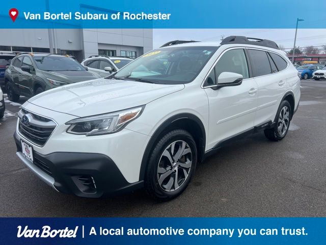 2022 Subaru Outback Limited's photo