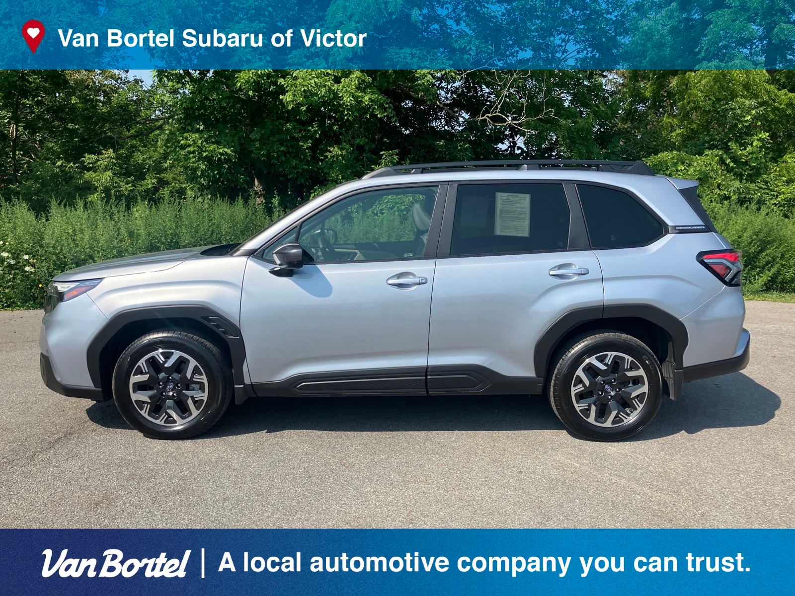 2025 Subaru Forester Premium Base photo 3