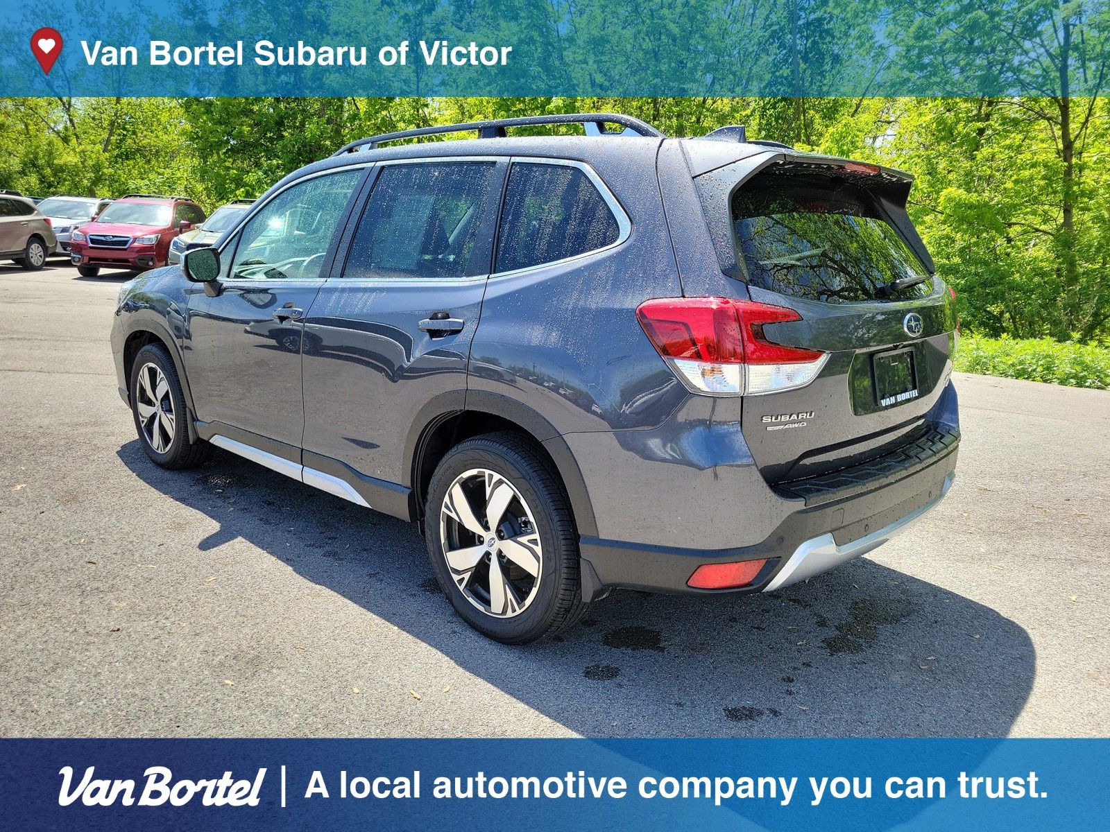 2021 Subaru Forester Touring photo 3