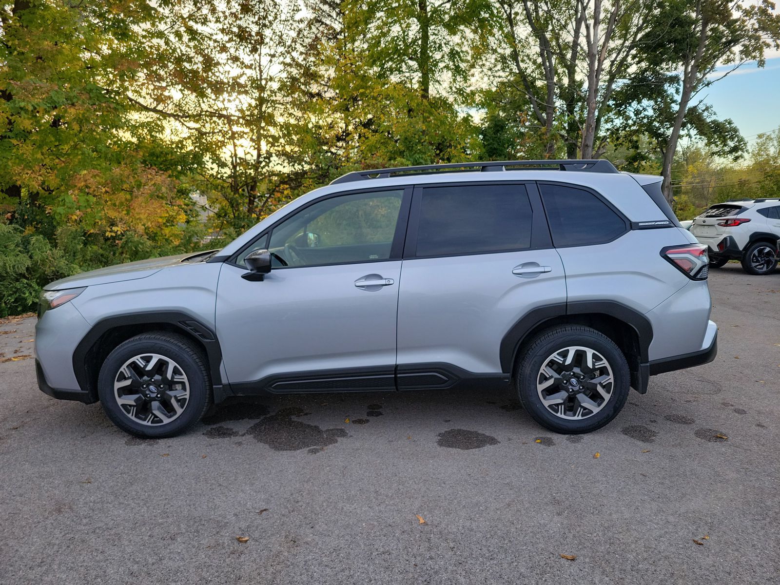 2025 Subaru Forester Premium photo 2