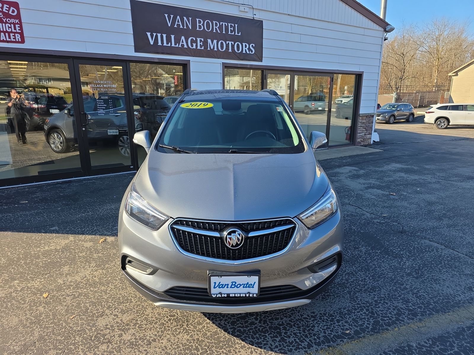 2019 Buick Encore Preferred photo 2