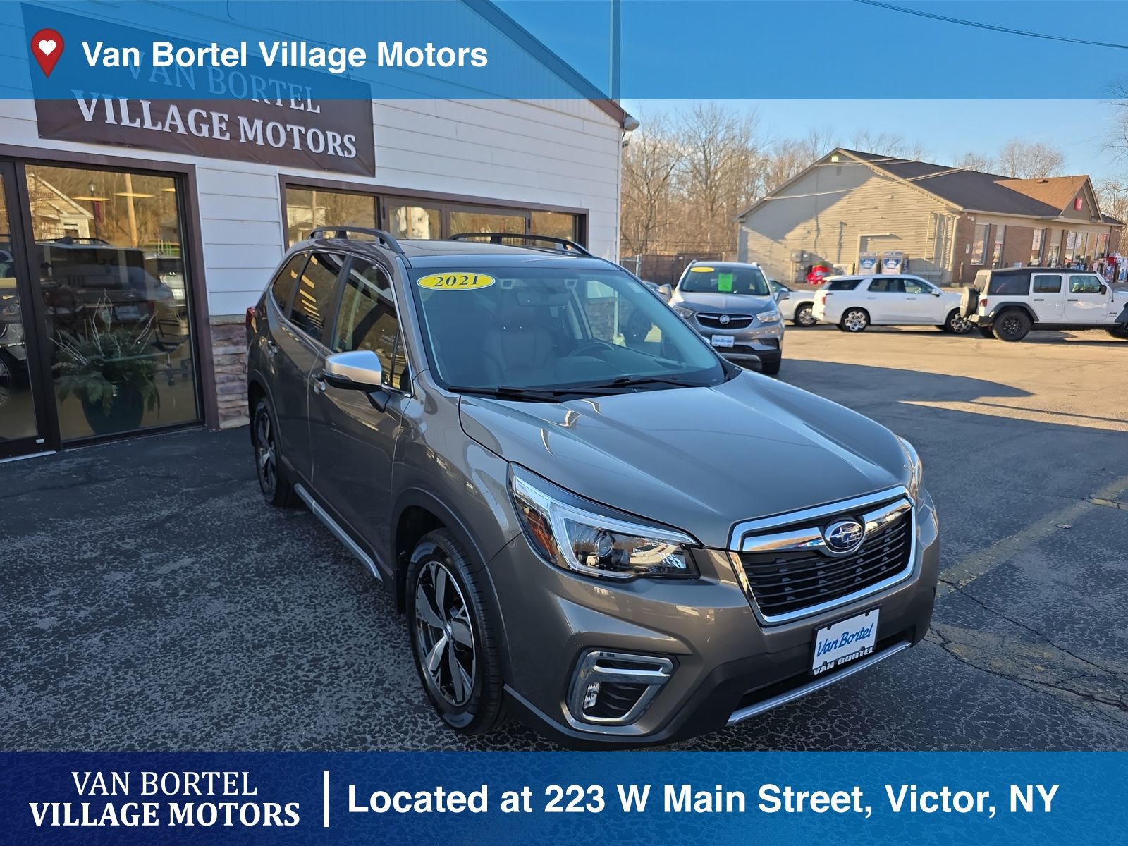 2021 Subaru Forester Touring photo 3