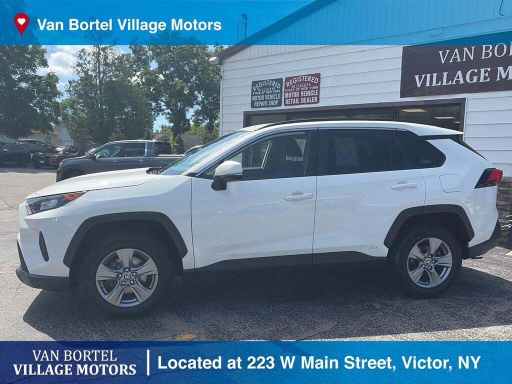 Used 2022 Toyota RAV4 Hybrid LE SUV
