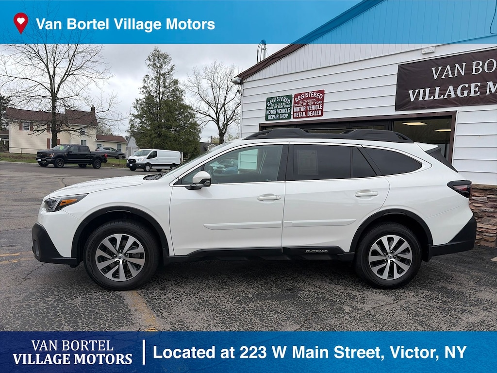 Used 2020 Subaru Outback Premium SUV