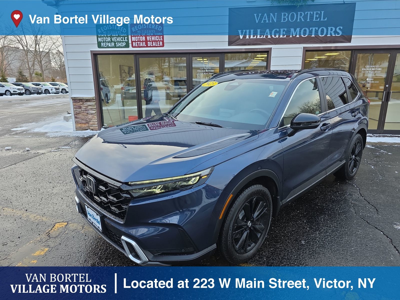 2023 Honda CR-V Sport Touring's photo