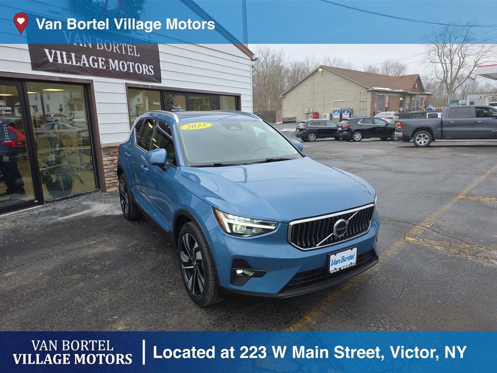 Used 2023 Volvo XC40 Ultimate SUV