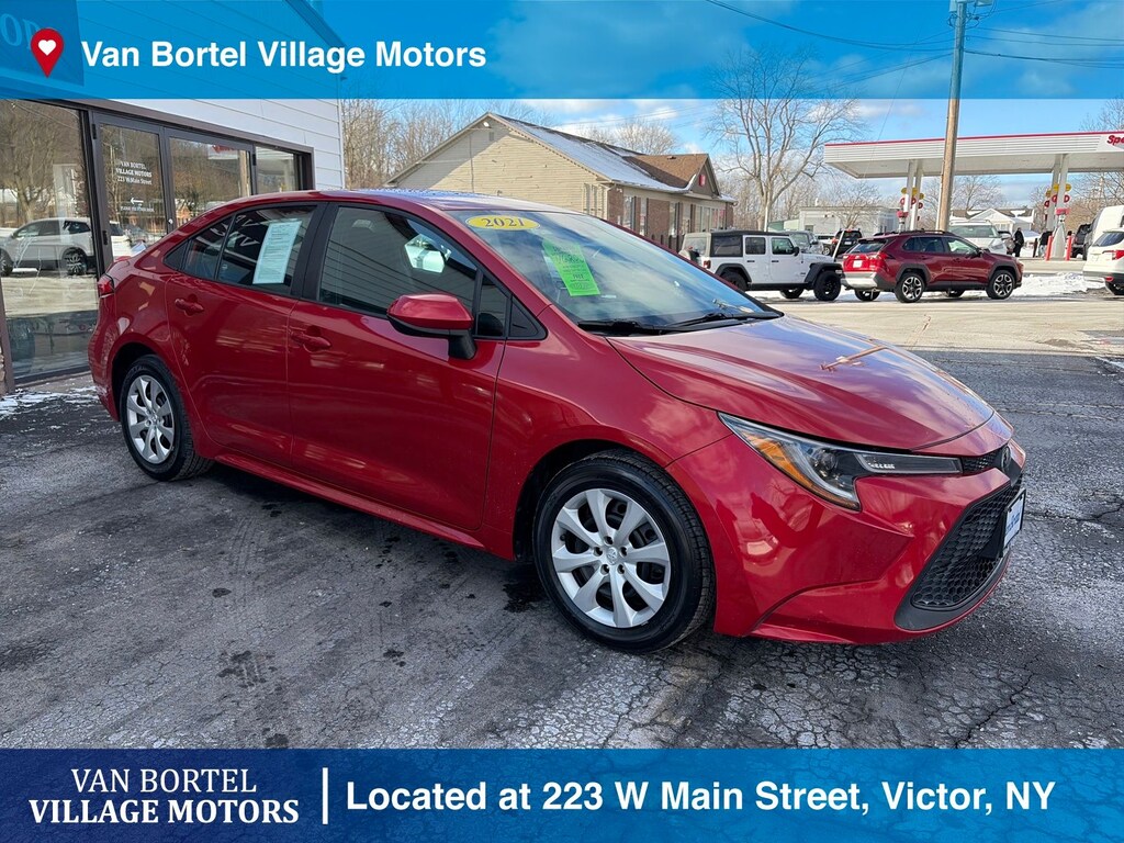 Used 2021 Toyota Corolla LE Sedan