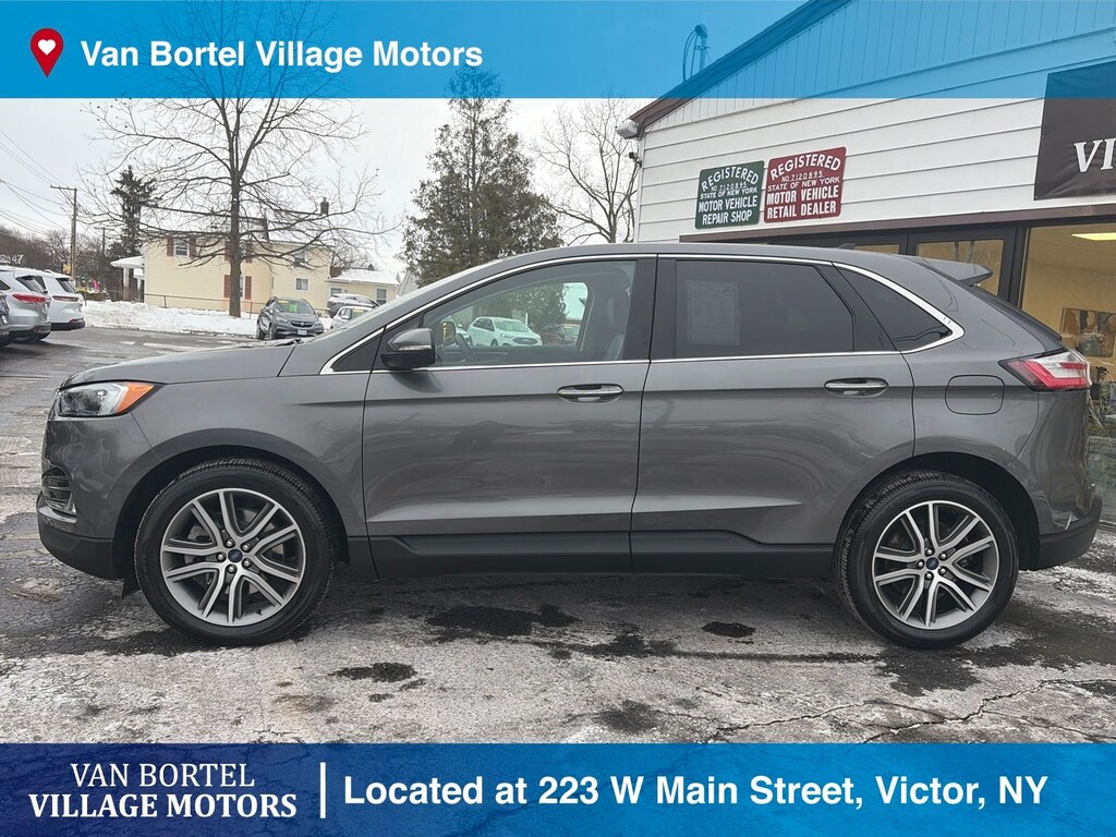 Used 2022 Ford Edge Titanium SUV
