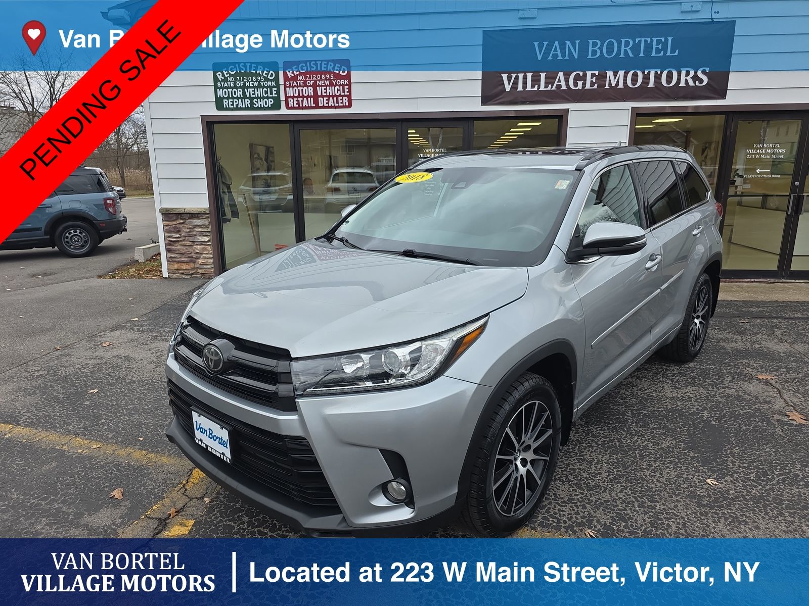 2018 Toyota Highlander Base's photo