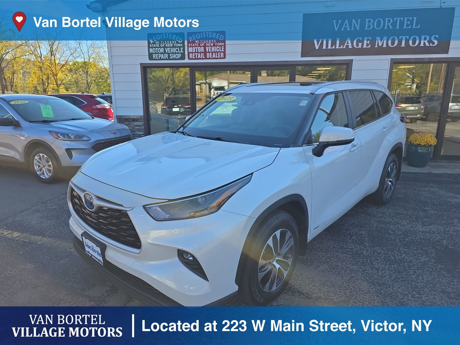 2023 Toyota Highlander XLE's photo