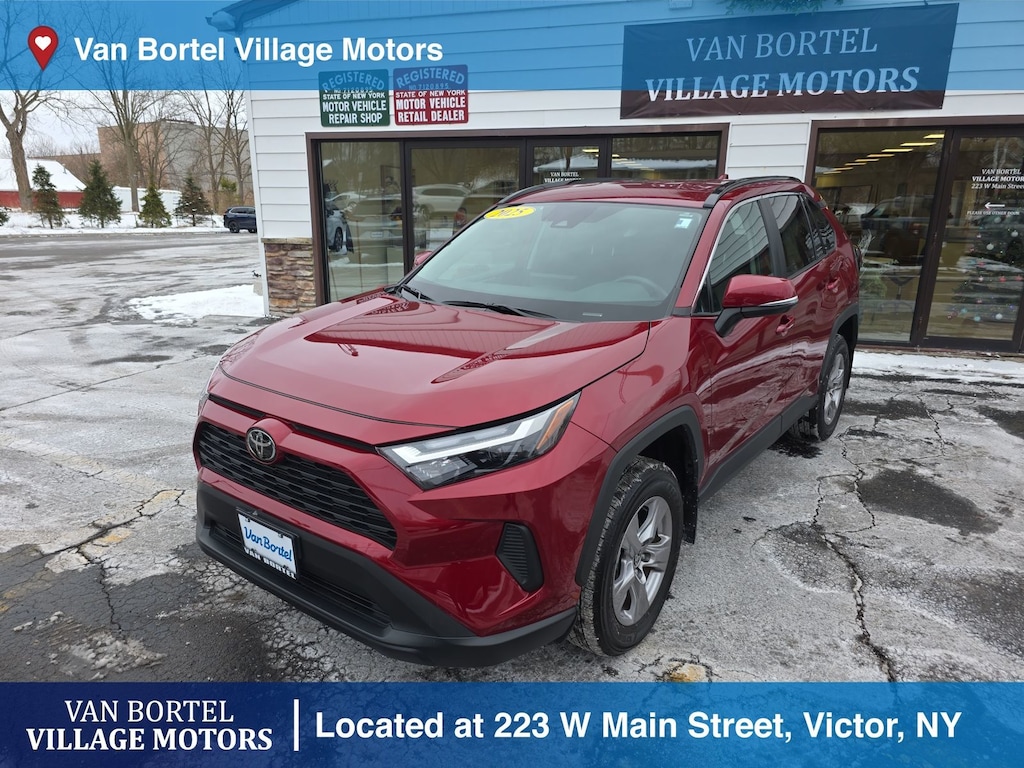 Used 2025 Toyota RAV4 XLE SUV