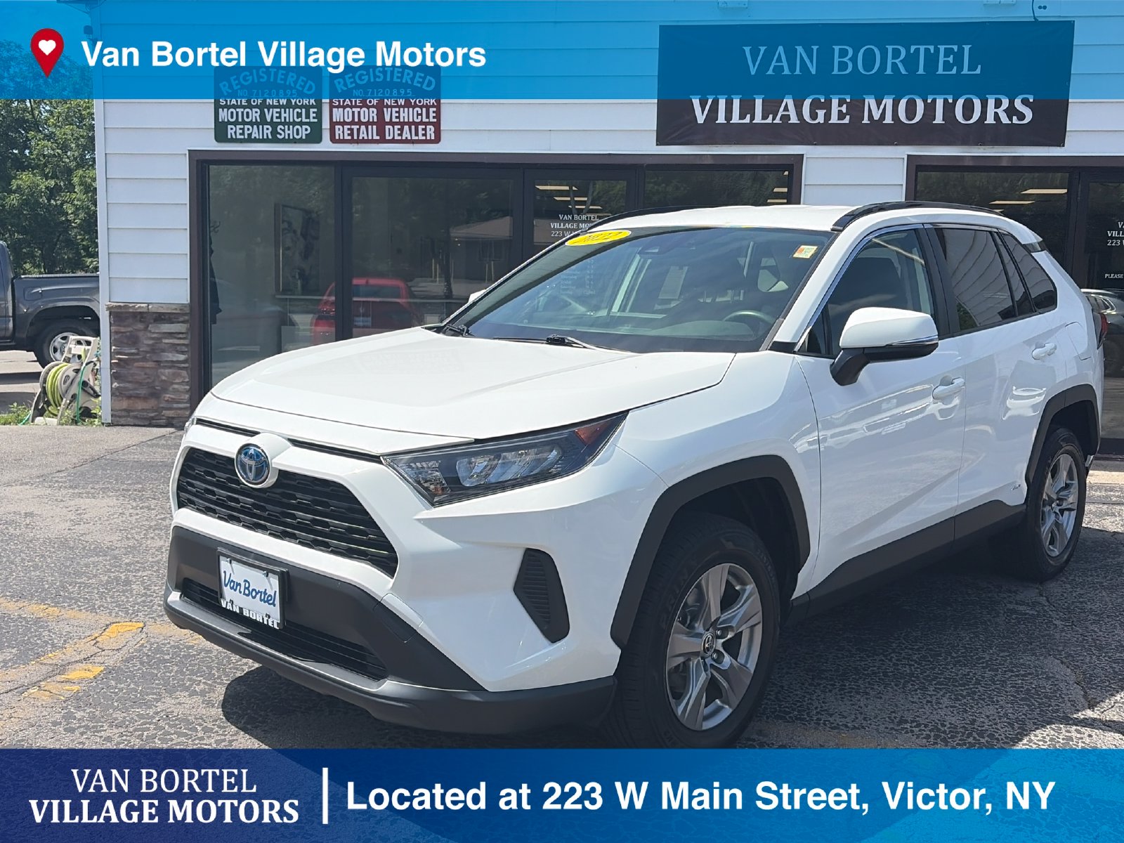 2022 Toyota RAV4 Hybrid LE SUV