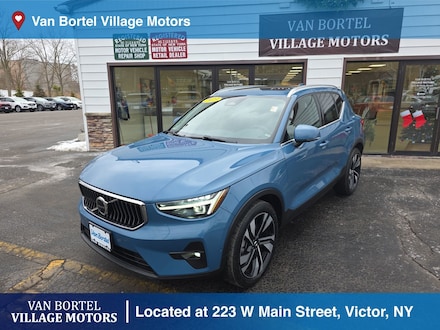 2023 Volvo XC40 Ultimate SUV