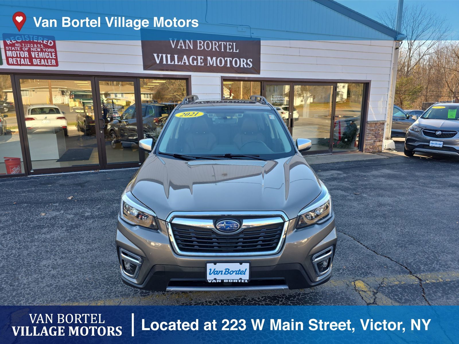 2021 Subaru Forester Touring photo 2