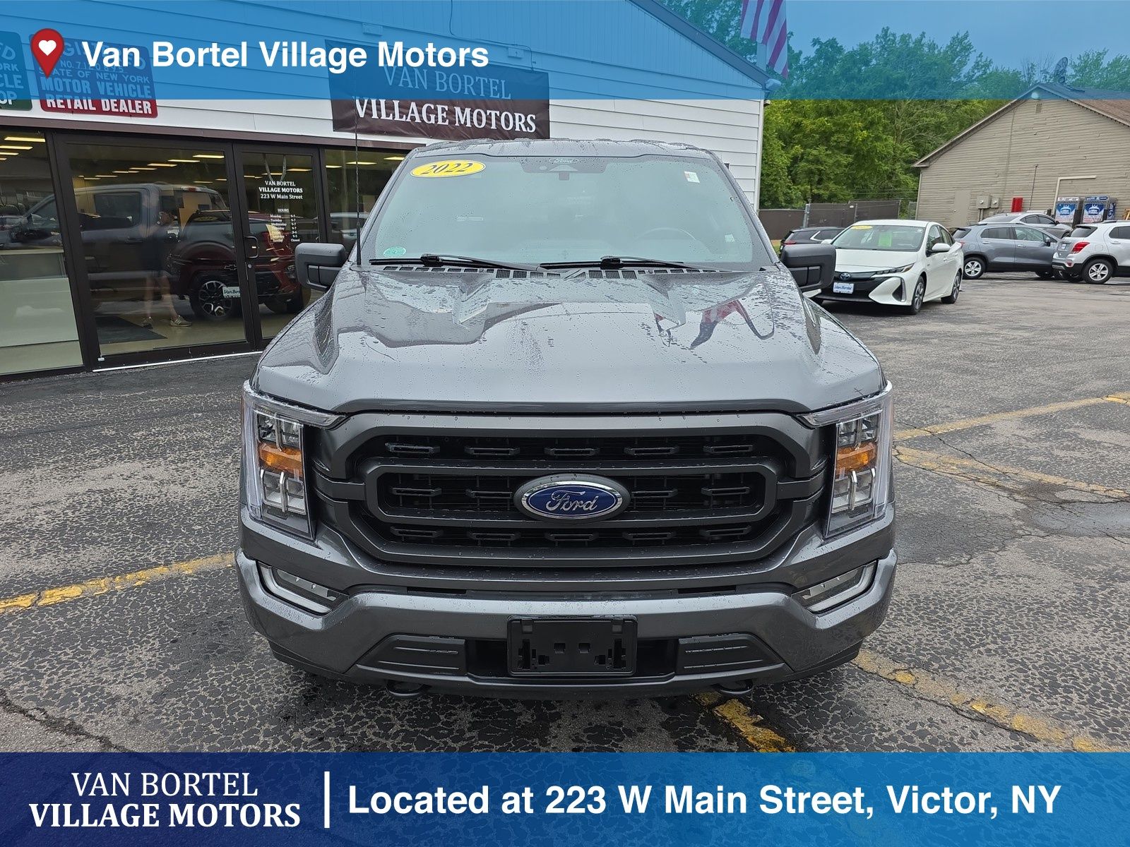 2022 Ford F-150 XLT photo 2