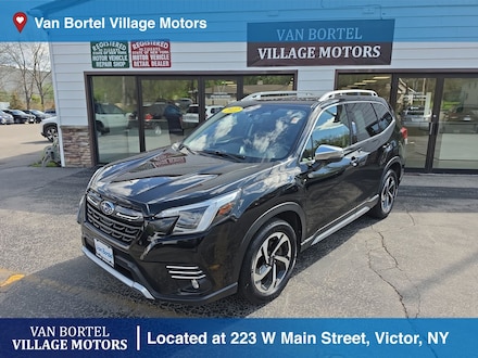 2022 Subaru Forester Touring SUV