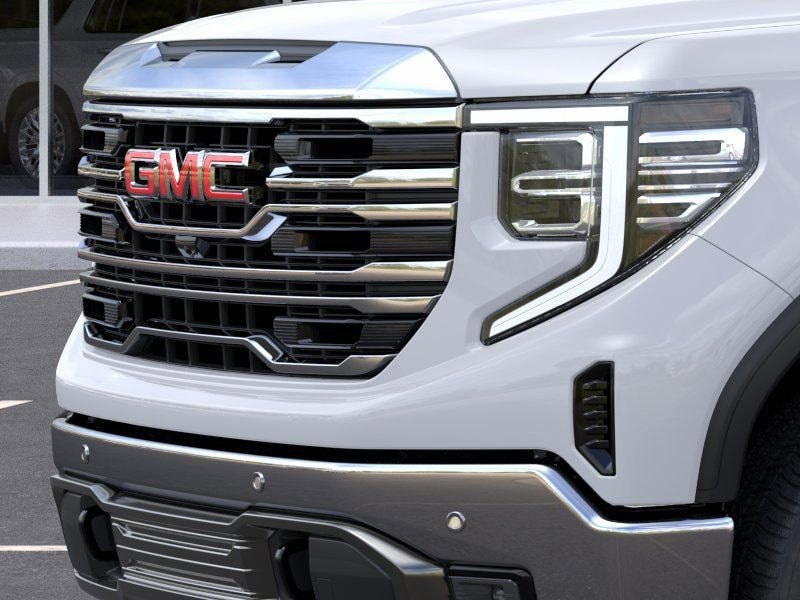 2026 GMC Sierra 1500 SLT - Photo 13