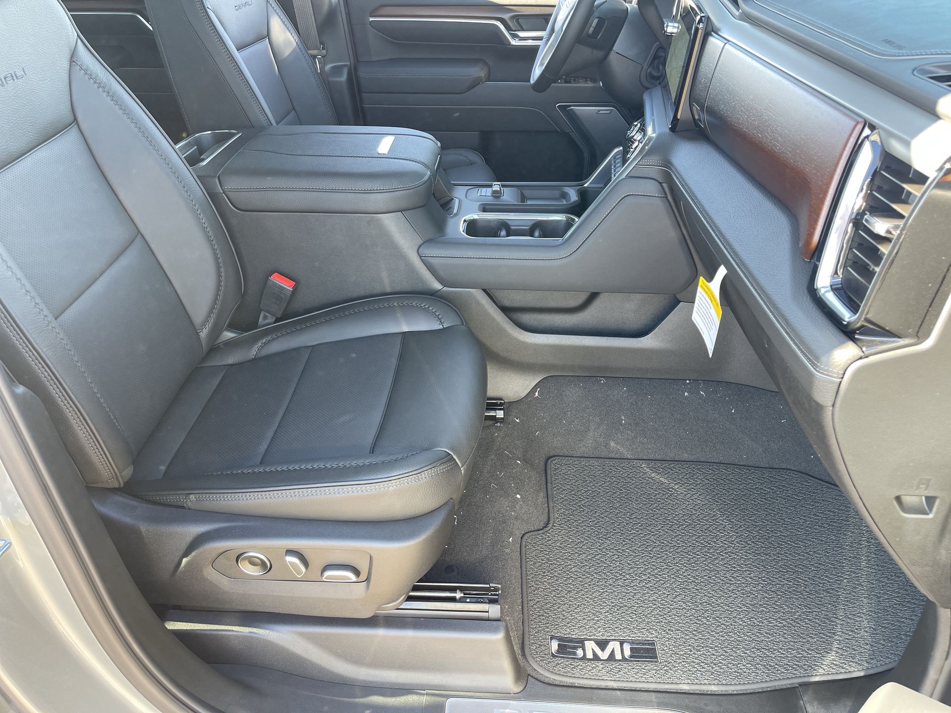 2026 GMC Sierra 2500HD Denali - Photo 76
