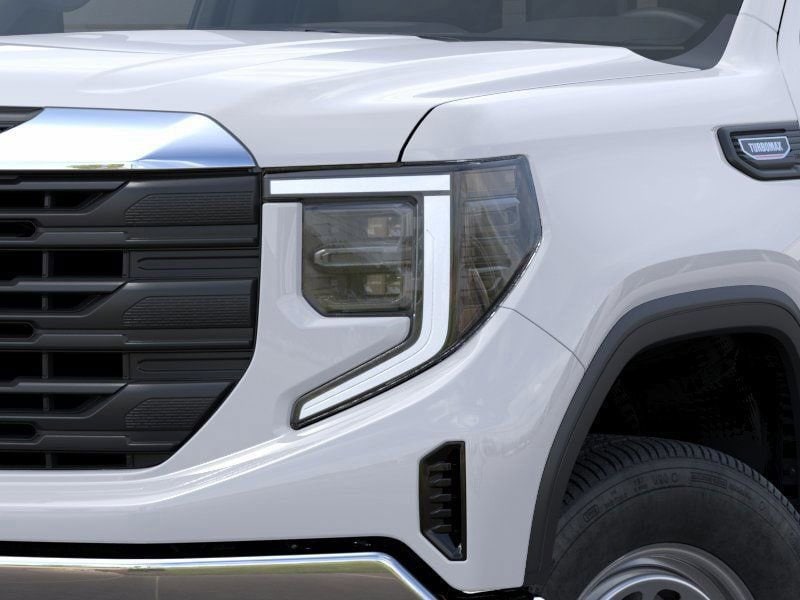 2026 GMC Sierra 1500 Pro - Photo 10