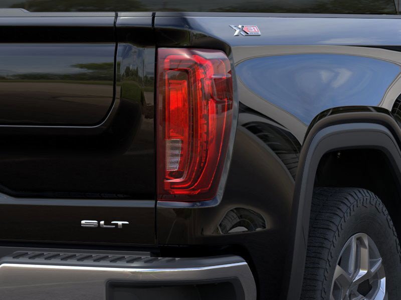 2026 GMC Sierra 1500 SLT - Photo 11