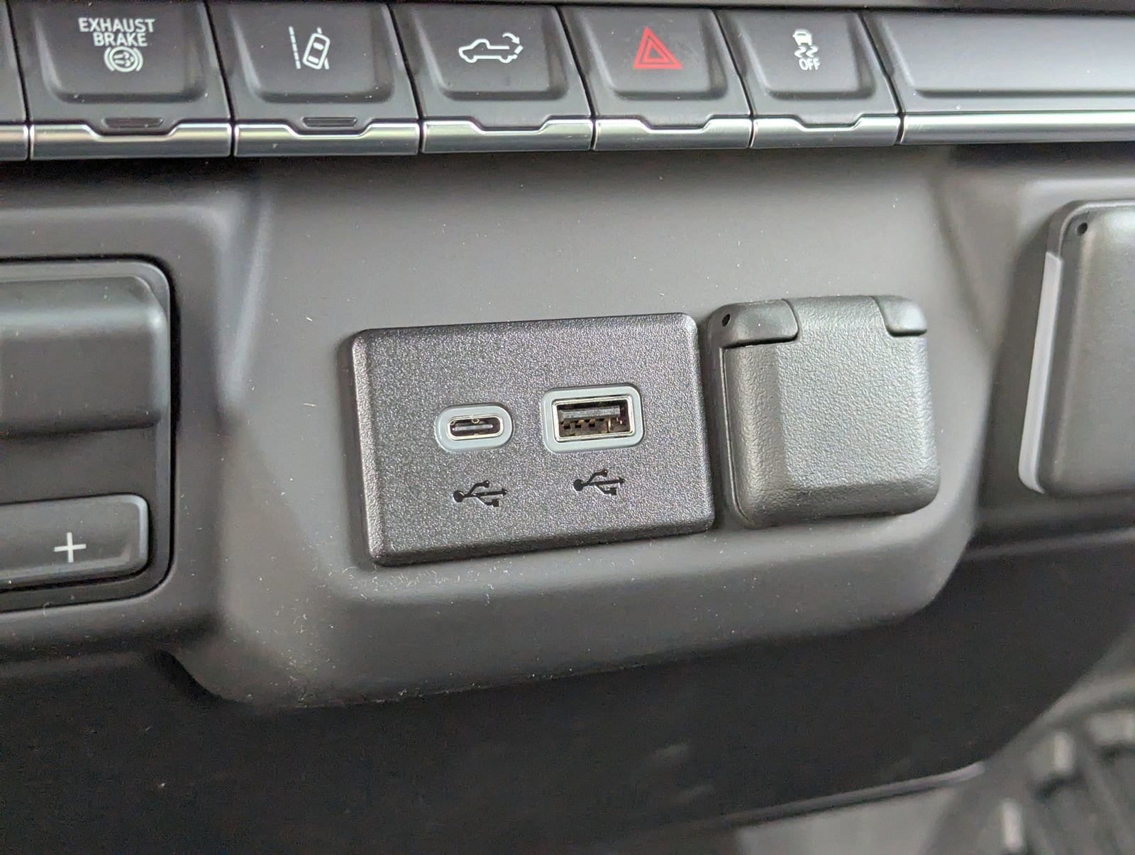 2026 GMC Sierra 2500HD Pro - Photo 30