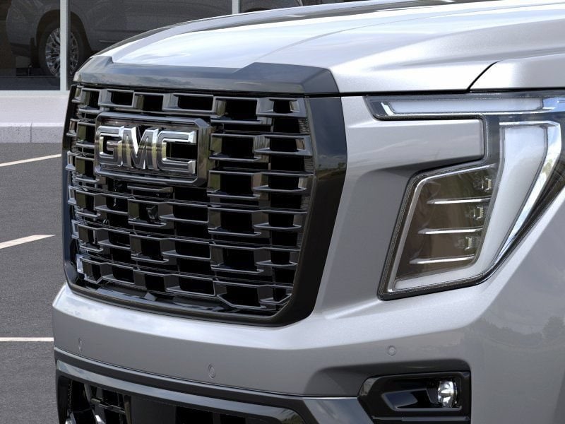 2026 GMC Yukon Denali Ultimate - Photo 13