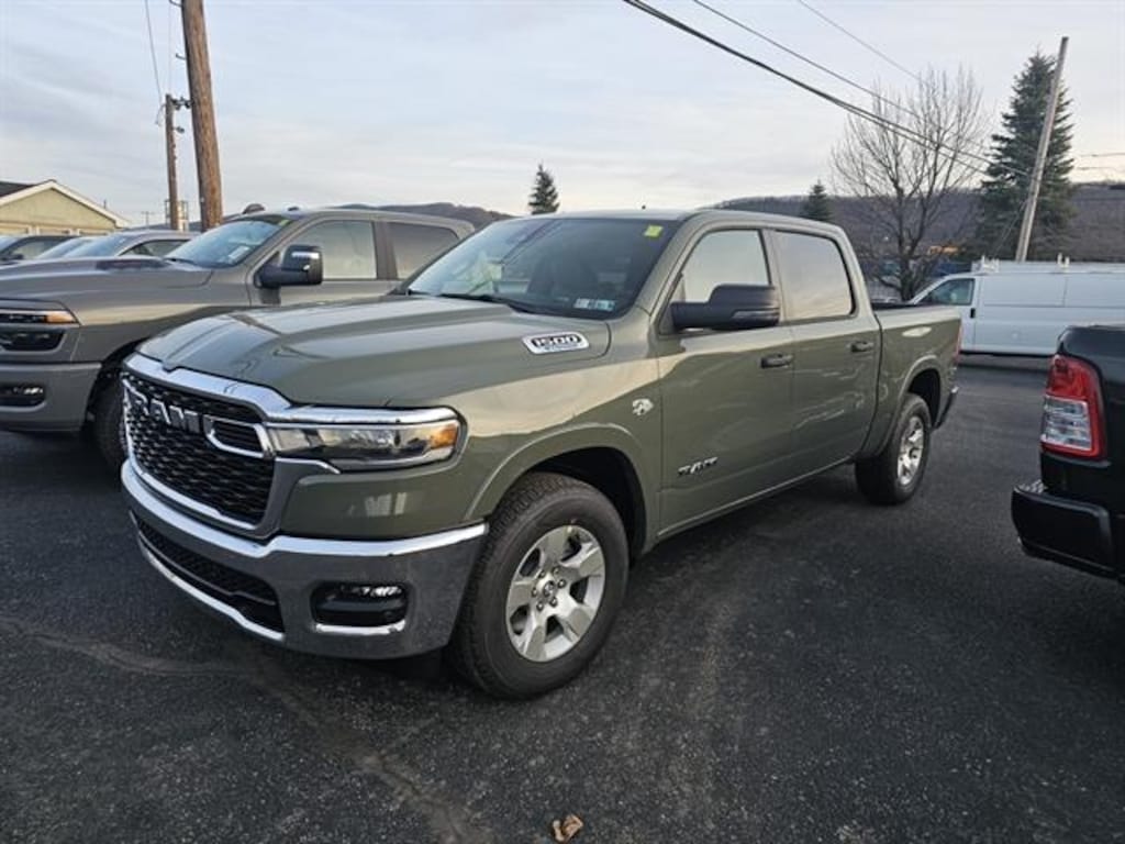 New 2026 Ram 1500 BIG HORN CREW CAB 4X4 5'7 BOX Pickup