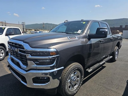 2025 Ram 2500 TRADESMAN CREW CAB 4X4 6'4 BOX Pickup