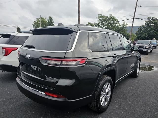 2021 Jeep Grand Cherokee Limited photo 4