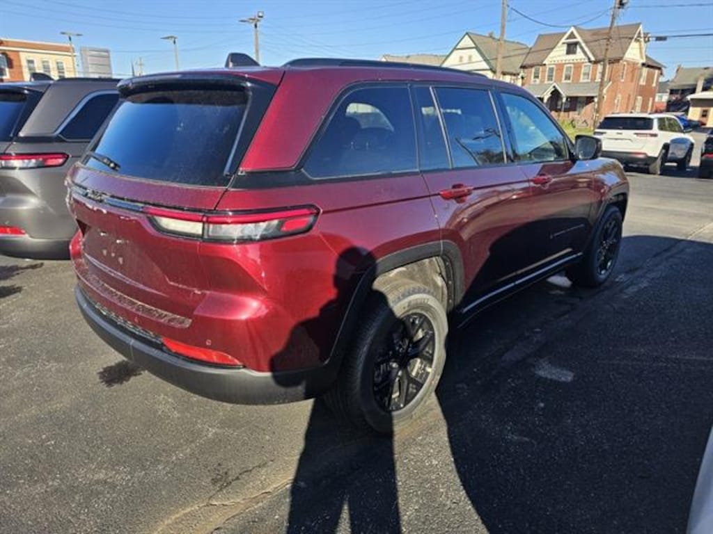 New 2025 Jeep Grand Cherokee ALTITUDE X 4X4 Sport Utility