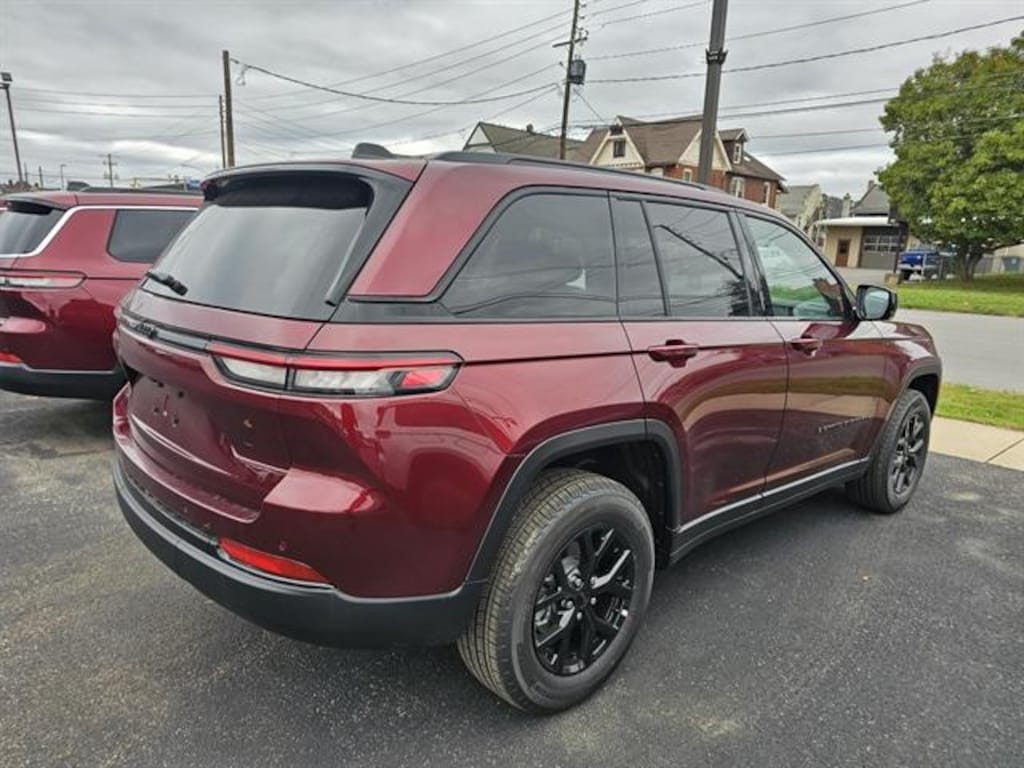 New 2025 Jeep Grand Cherokee ALTITUDE X 4X4 Sport Utility