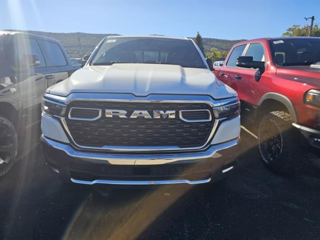 New 2026 Ram 1500 BIG HORN CREW CAB 4X4 5'7 BOX Pickup