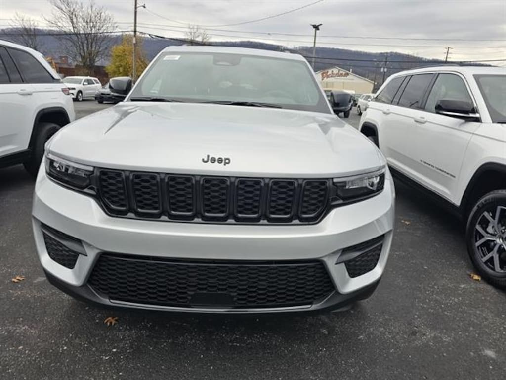 New 2025 Jeep Grand Cherokee ALTITUDE X 4X4 Sport Utility