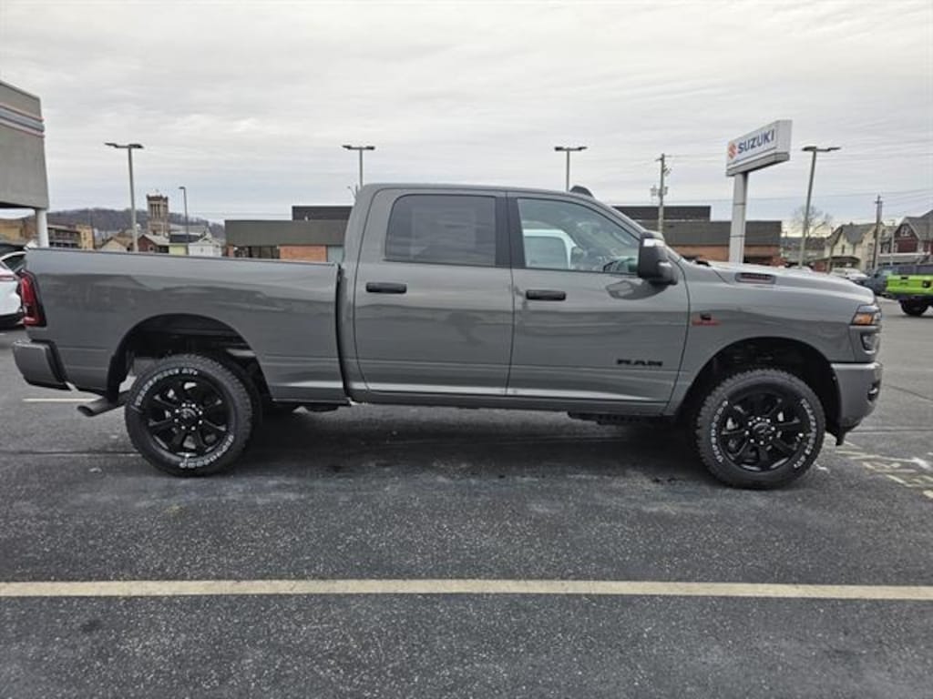New 2026 Ram 2500 BIG HORN CREW CAB 4X4 6'4 BOX Pickup