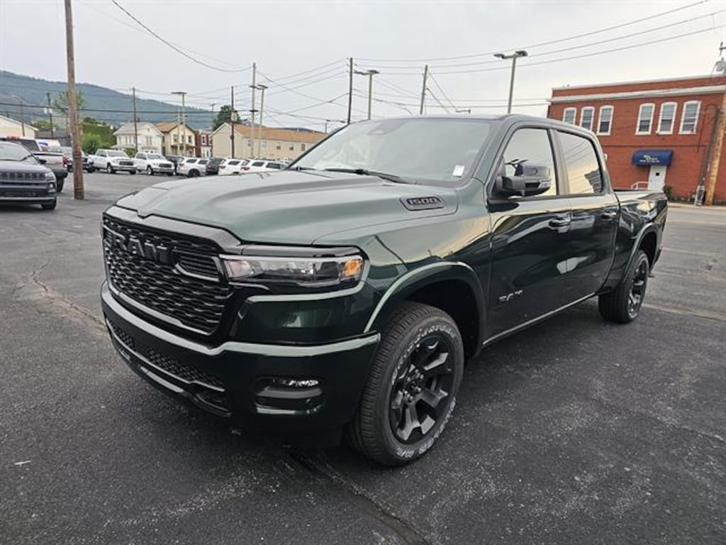 New 2026 Ram 1500 BIG HORN CREW CAB 4X4 6'4 BOX Pickup