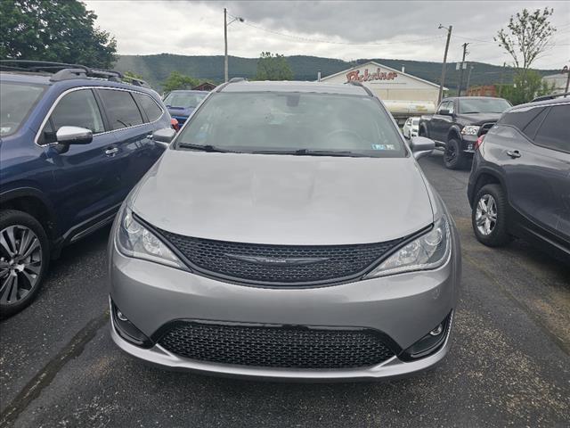 Used 2020 Chrysler Pacifica AWD LAUNCH EDITION with VIN 2C4RC3BG6LR278261 for sale in Williamsport, PA