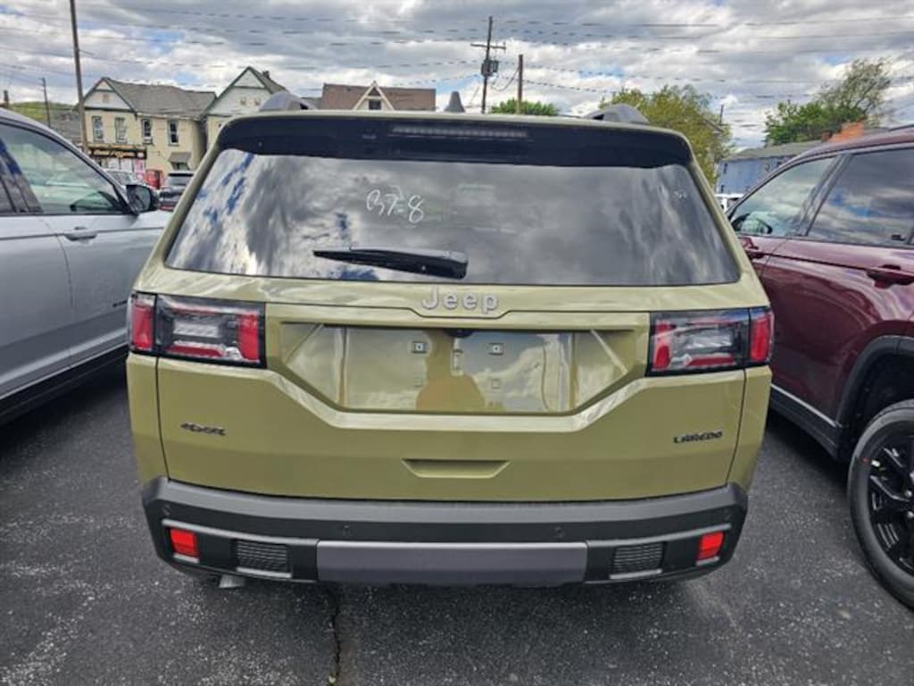 New 2026 Jeep Cherokee LAREDO 4X4 Sport Utility