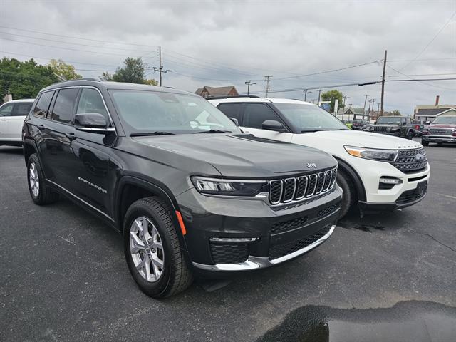 2021 Jeep Grand Cherokee Limited photo 3