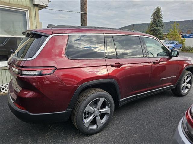 2025 Jeep Grand Cherokee L photo 4