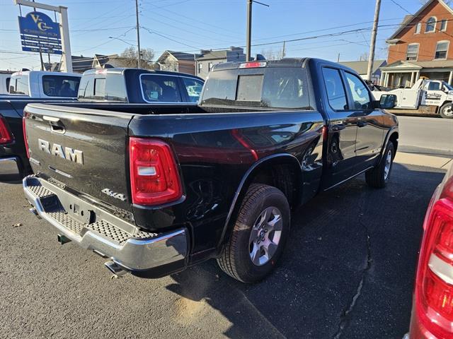 2025 Ram 1500 Big Horn photo 4
