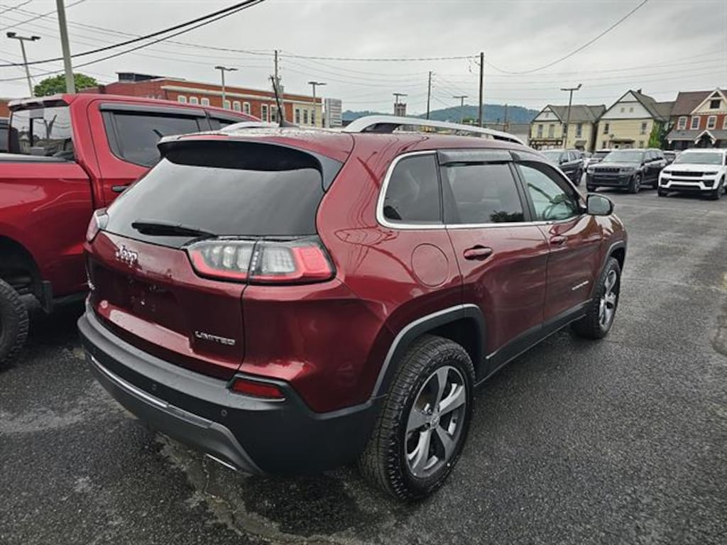 Used 2019 Jeep Cherokee Limited 4x4 SUV