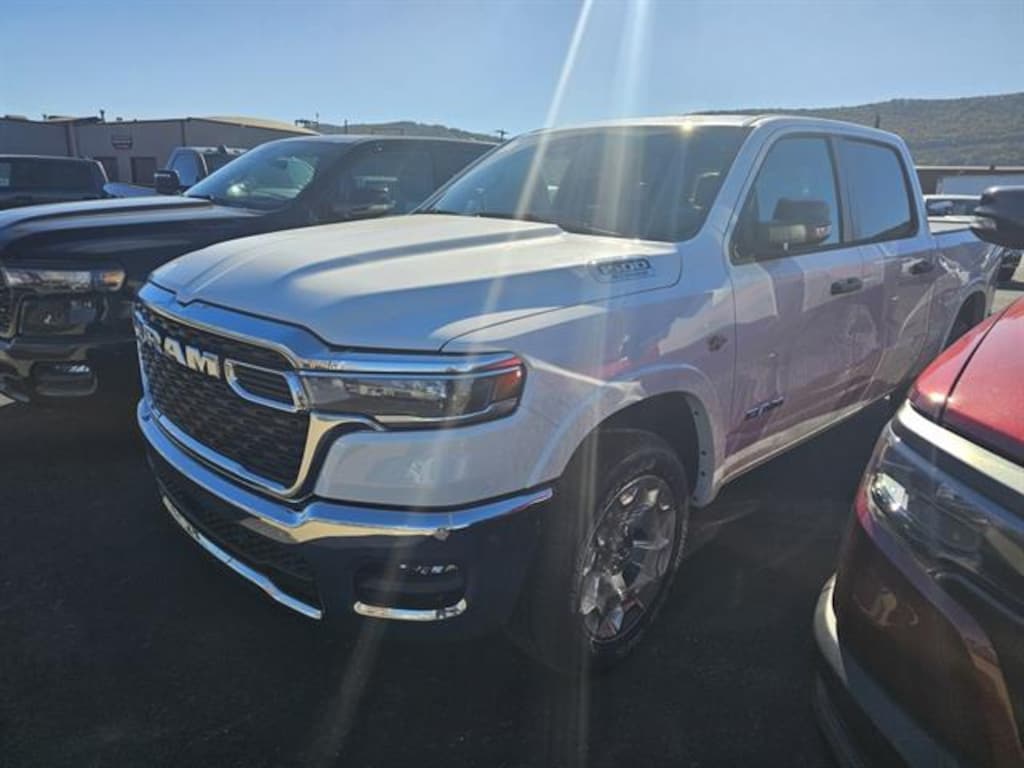 New 2026 Ram 1500 BIG HORN CREW CAB 4X4 5'7 BOX Pickup