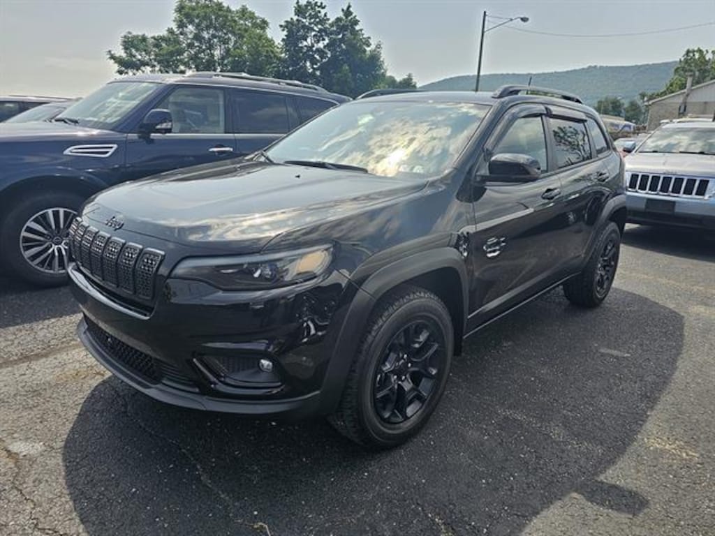 Used 2022 Jeep Cherokee X SUV