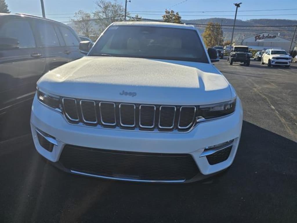 New 2025 Jeep Grand Cherokee LIMITED 4X4 Sport Utility