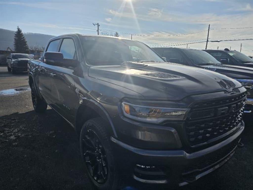 New 2026 Ram 1500 LIMITED CREW CAB 4X4 5'7 BOX Pickup