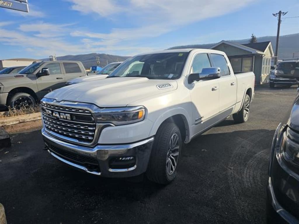 New 2026 Ram 1500 LIMITED CREW CAB 4X4 6'4 BOX Pickup